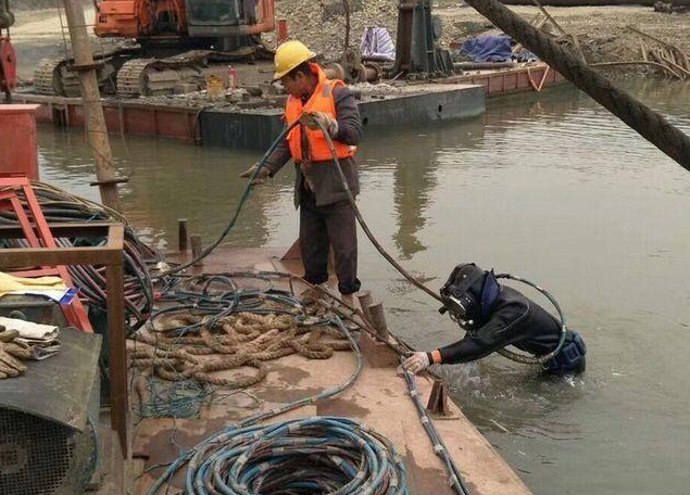 丰满潜水封堵打捞